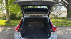 Volvo XC40 2.0 B4P Plus Dark 5dr Auto Petrol Estate